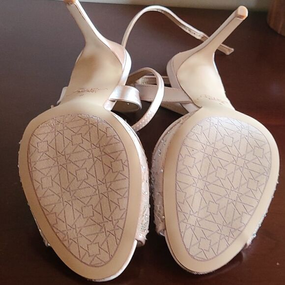 NWOT Badgley Mischka-Jewelry, Justina Heels Size 7.5 - Picture 5 of 10